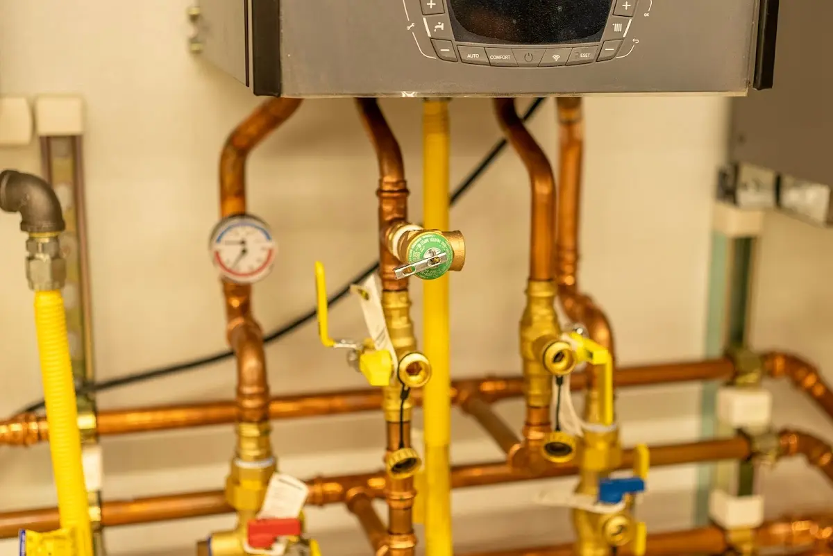 Licensed technician providing Slab Leak Repair for a homeowner in Frederickson